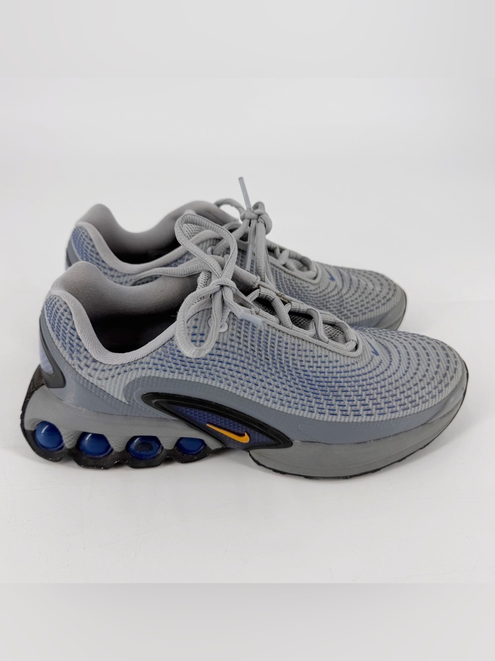 Kids Nike Air Max DN Wolf Grey Hyper Royal Sneakers Size 4.5